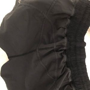 lululemon tracker shorts 12